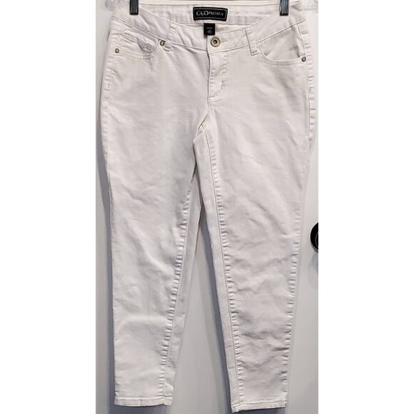 Cato Pants - Cato Premium Women's White Cropped Capri Spring Time Jeans Size 4